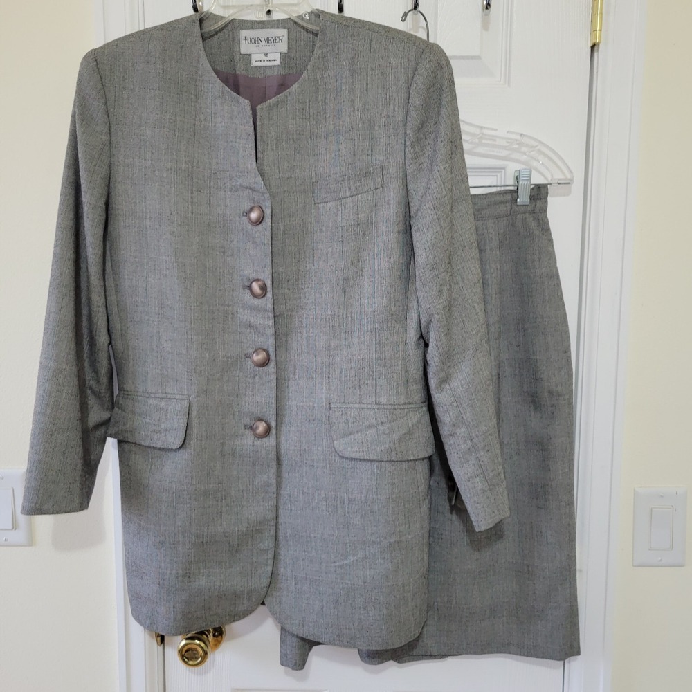 John Meyer Skirt Suit Size 10 Gray Button Pockets Lined Business Vintage AS IS